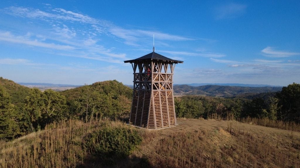 Rozhľadňa Jeden strom v Jesenskom