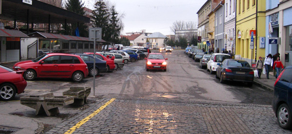 parkovisko pred tržnicou