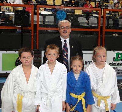 z ľava - Trimaj, Koóš, tr. Antal, Gažiová, Tonhajzerová