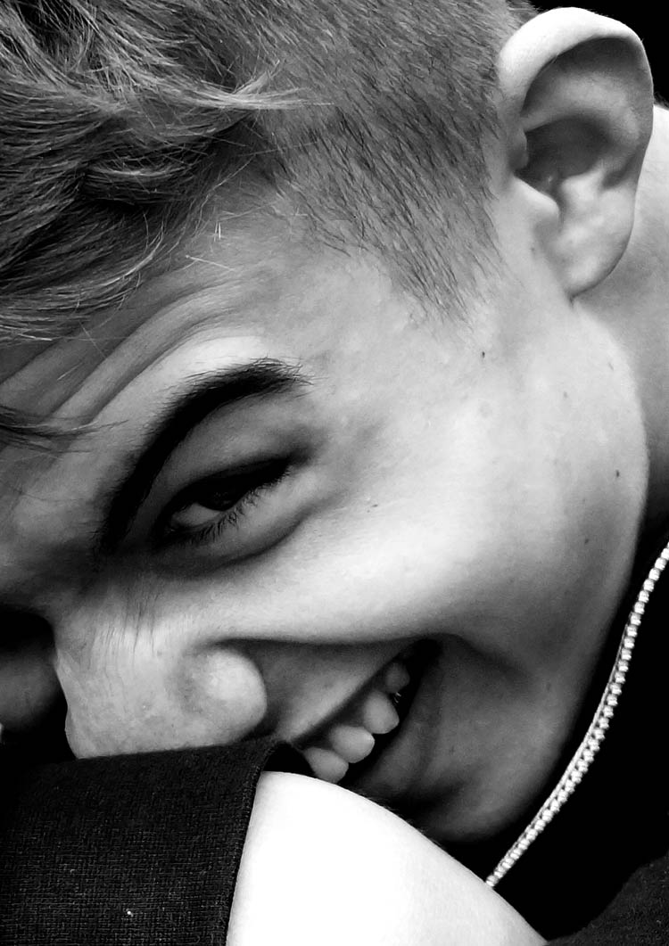 laura-madame-humanite