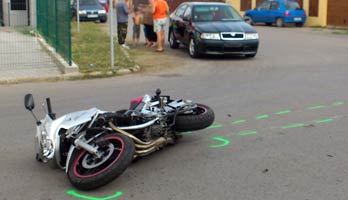 nehoda-motorkar