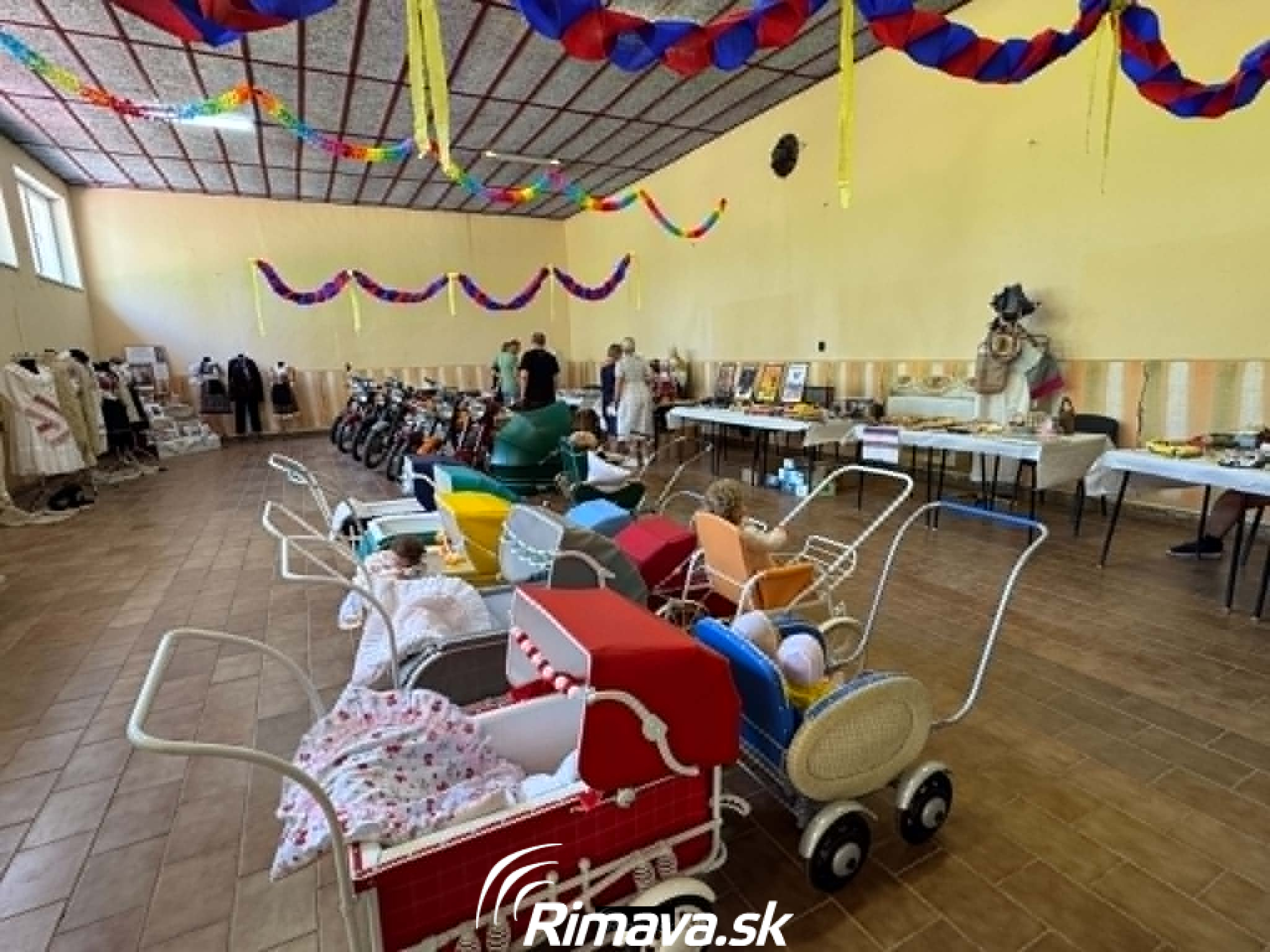 Retro deň v Bakte -výstava