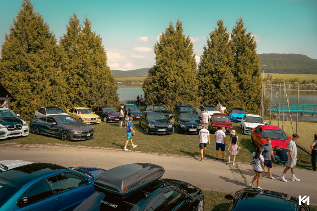 Stretnutie automobilov BMW na Teplom Vrchu