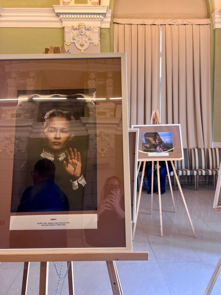Konferencia Živeny v Lučenci venovaná odkazu Timravy výstava fotografií
