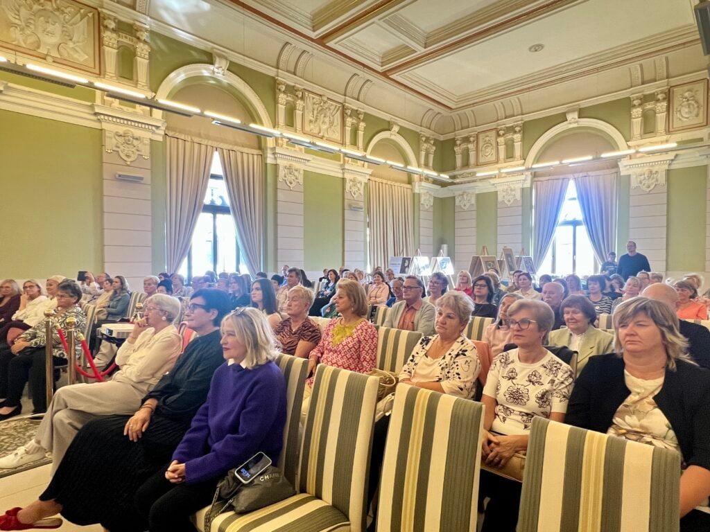 Konferencia Živeny v Lučenci venovaná odkazu Timravy auditórium