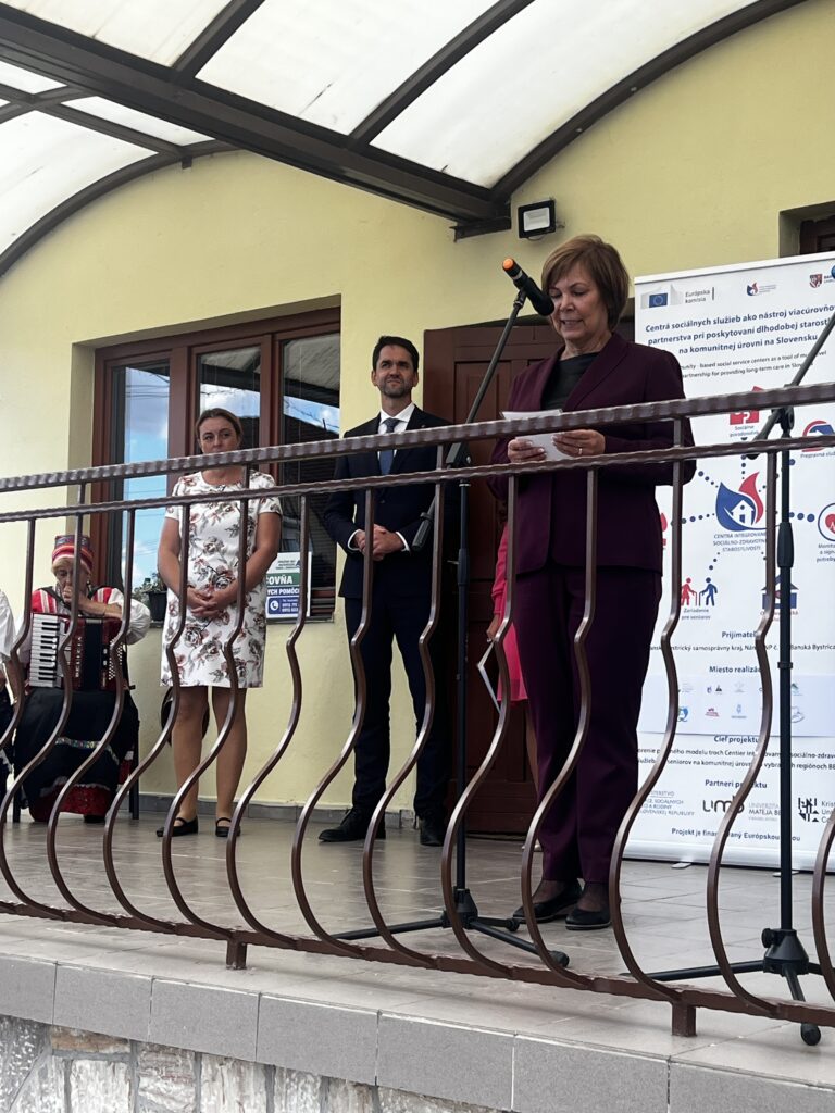 Slávnostné otvorenie požičovne zdravotníckych pomôcok v Čerenčanoch
