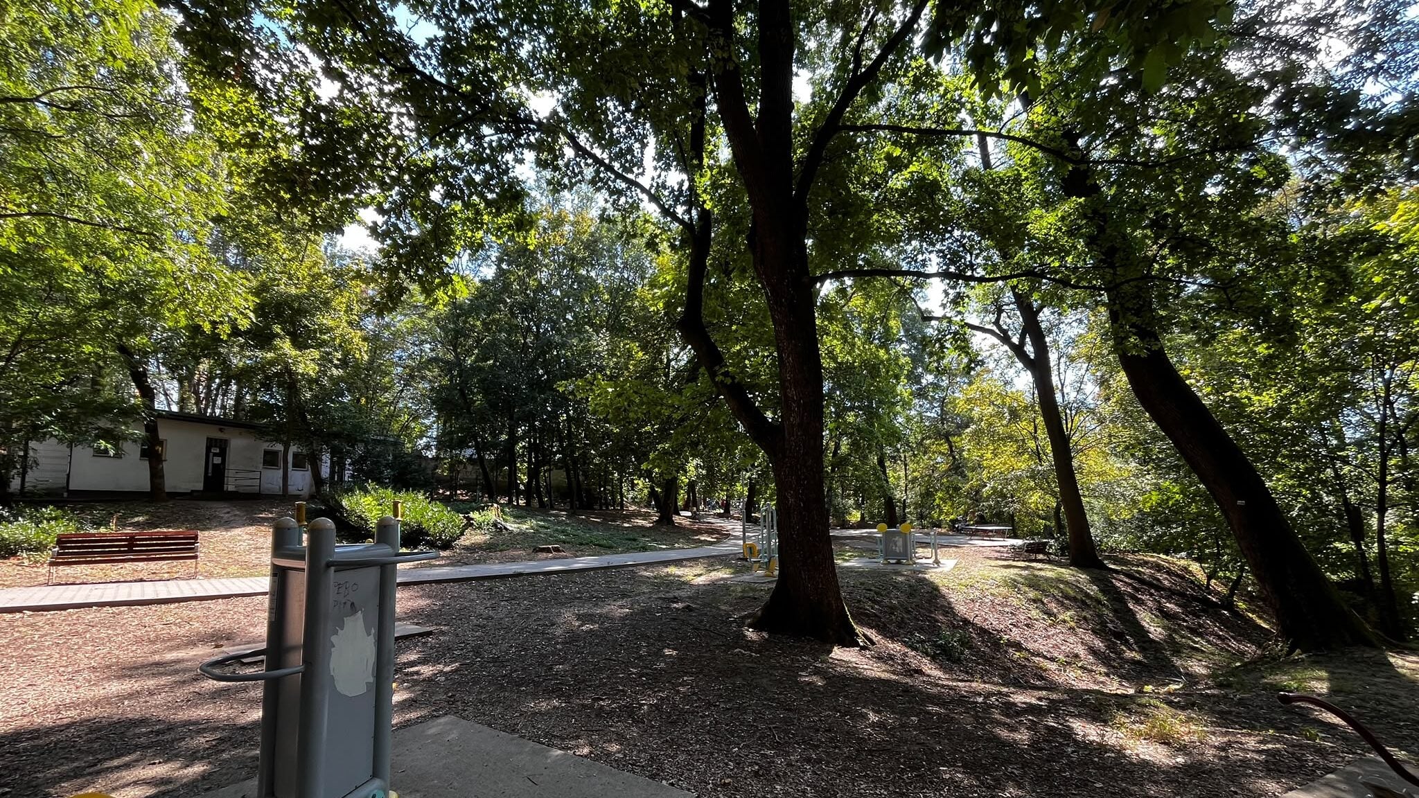 Park hôrka vyruv velky krts