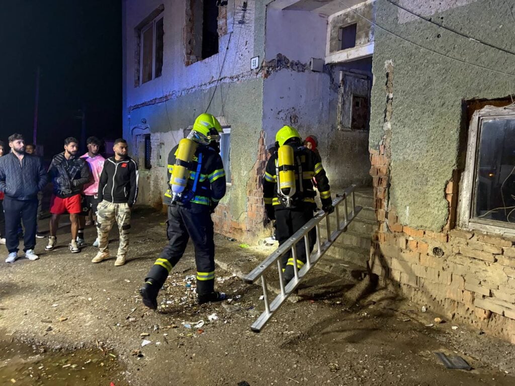 požiar strechy v Sútore