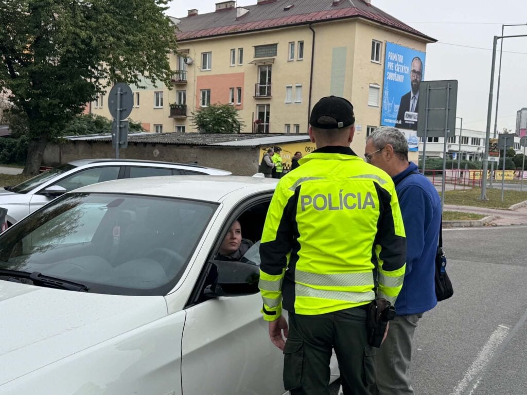 Únia nevidiacich a slabozrakých Slovenska upozorňovala dnes vodičov na ľudí so zrakovým postihnutím.