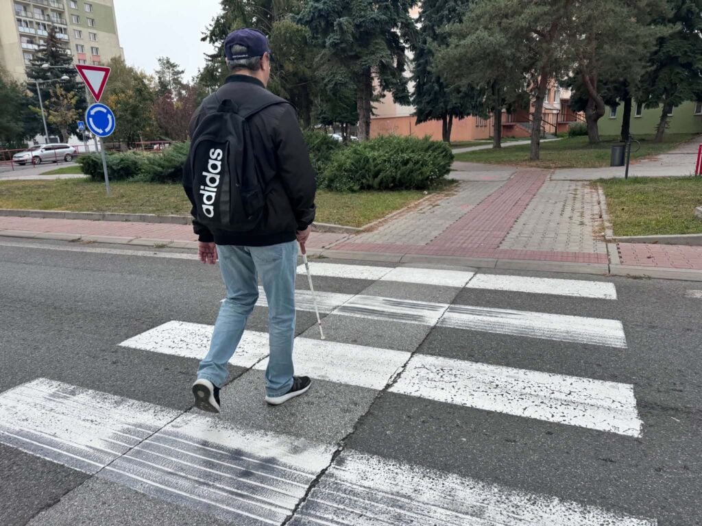 Únia nevidiacich a slabozrakých Slovenska upozorňovala dnes vodičov na ľudí so zrakovým postihnutím.