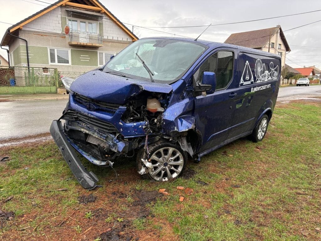 Nehoda v Ruminciach, poškodené auto