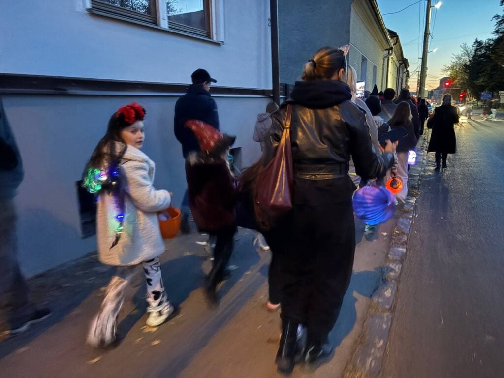 lampiónový sprievod v Rimavskej Sobote ľudia